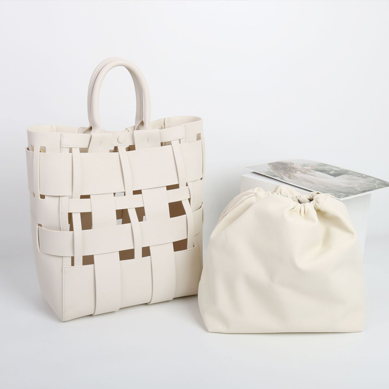 Aangepaste initialen lederen t - Luxury Bags Made recensie en prijs