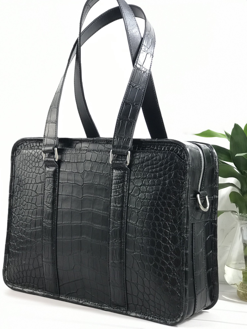 Nieuwe laptoptas van krokodill - Luxury Bags Made recensie en prijs